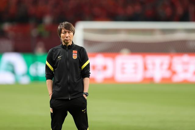 华体会部门-国足12强赛名单：王刚回归 广州8人国安泰山各6人